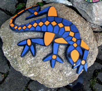 Mosaike für Garten: Mosaik: Eidechse orange-blau