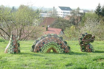 Mosaike für Garten: Mosaikkunst: Skulptur-Drache